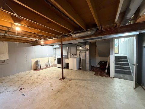 Tiny photo for 800 Oregon Trail, Roselle, IL 60172 (MLS # 12694818)