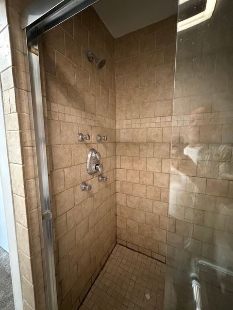 Tiny photo for 800 Oregon Trail, Roselle, IL 60172 (MLS # 12694818)