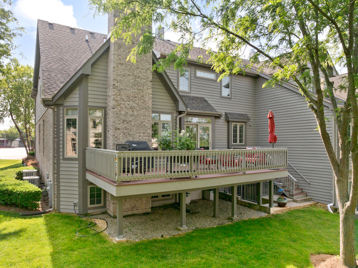 1835 Rizzi Lane
