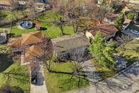 Tiny photo for 16240 Debra Drive, Oak Forest, IL 60452 (MLS # 12593087)