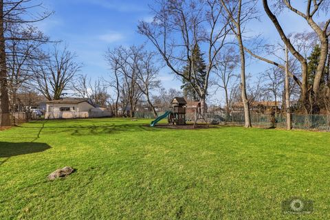 Tiny photo for 16240 Debra Drive, Oak Forest, IL 60452 (MLS # 12593087)