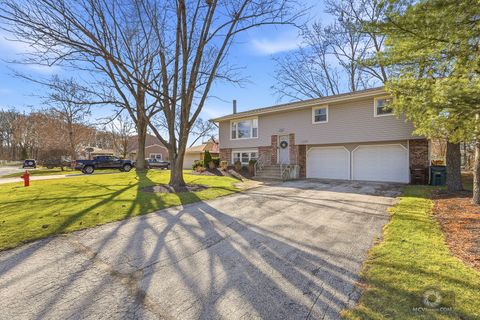 Tiny photo for 16240 Debra Drive, Oak Forest, IL 60452 (MLS # 12593087)