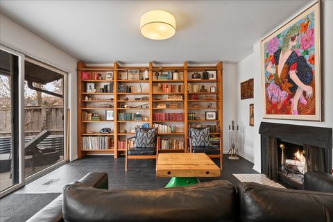 Tiny photo for 1578 Wesley Avenue, Evanston, IL 60201 (MLS # 12578456)