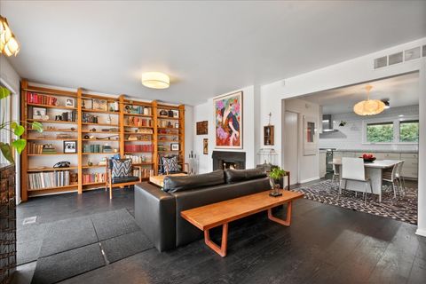 Tiny photo for 1578 Wesley Avenue, Evanston, IL 60201 (MLS # 12578456)