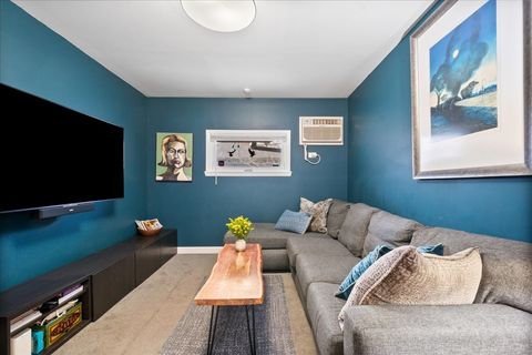 Tiny photo for 1578 Wesley Avenue, Evanston, IL 60201 (MLS # 12578456)