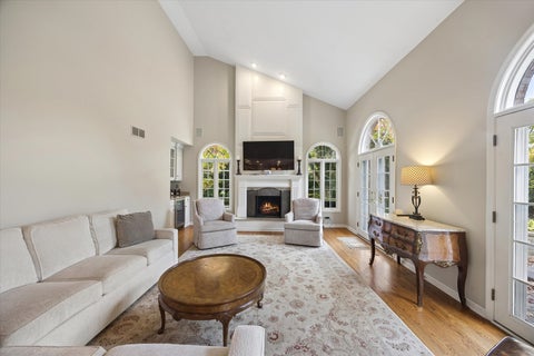Tiny photo for 344 Hambletonian Drive, Oak Brook, IL 60523 (MLS # 12784323)