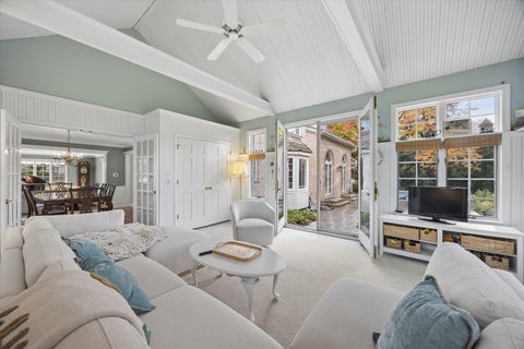 Tiny photo for 344 Hambletonian Drive, Oak Brook, IL 60523 (MLS # 12784323)