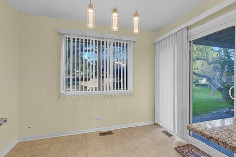 Tiny photo for 309 Maplewood Court #D1, Schaumburg, IL 60193 (MLS # 12772870)