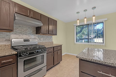 Tiny photo for 309 Maplewood Court #D1, Schaumburg, IL 60193 (MLS # 12772870)