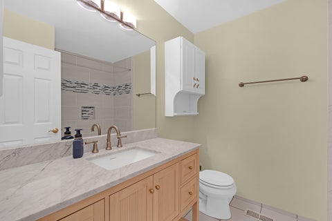 Tiny photo for 309 Maplewood Court #D1, Schaumburg, IL 60193 (MLS # 12772870)