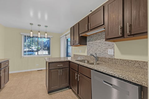 Tiny photo for 309 Maplewood Court #D1, Schaumburg, IL 60193 (MLS # 12772870)