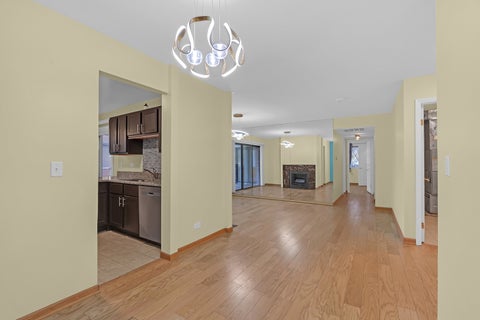 Tiny photo for 309 Maplewood Court #D1, Schaumburg, IL 60193 (MLS # 12772870)