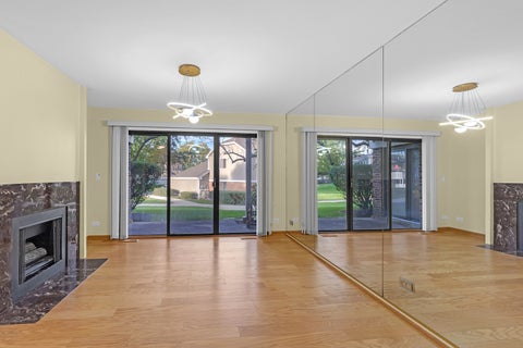 Tiny photo for 309 Maplewood Court #D1, Schaumburg, IL 60193 (MLS # 12772870)