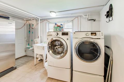 Tiny photo for 8922 Ewing Avenue, Evanston, IL 60203 (MLS # 12635397)
