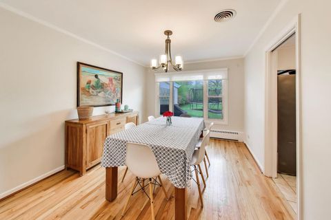 Tiny photo for 8922 Ewing Avenue, Evanston, IL 60203 (MLS # 12635397)
