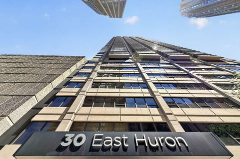 Photo of 30 E Huron Street #4610, Chicago, IL 60611 (MLS # 12679078)