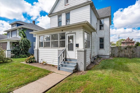 Tiny photo for 1435 10th Street, Moline, IL 61265 (MLS # 12736245)