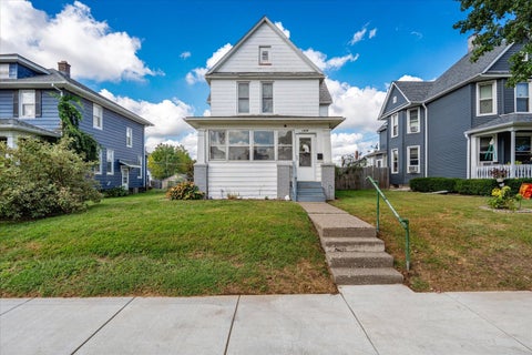 Photo of 1435 10th Street, Moline, IL 61265 (MLS # 12736245)