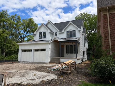 Photo of 664 N Webster Street, Naperville, IL 60563 (MLS # 12688129)