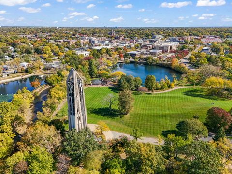 Tiny photo for 664 N Webster Street, Naperville, IL 60563 (MLS # 12688129)