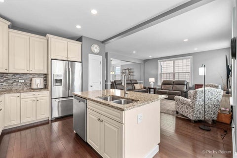Tiny photo for 1244 Falcon Ridge Drive, Elgin, IL 60124 (MLS # 12740741)