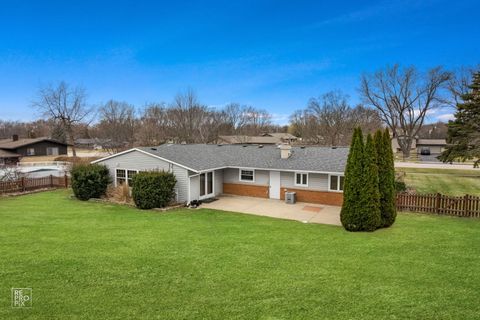 Tiny photo for 835 Bryn Mawr Avenue, Bartlett, IL 60103 (MLS # 12587841)