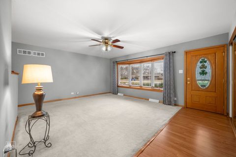 Tiny photo for 835 Bryn Mawr Avenue, Bartlett, IL 60103 (MLS # 12587841)