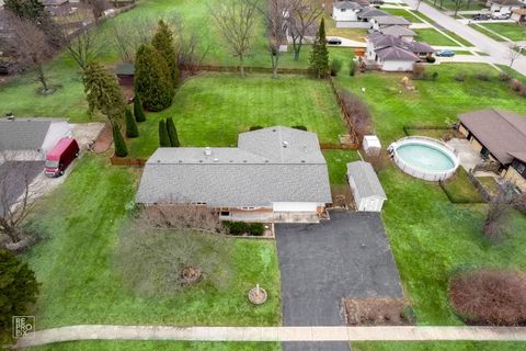 Tiny photo for 835 Bryn Mawr Avenue, Bartlett, IL 60103 (MLS # 12587841)