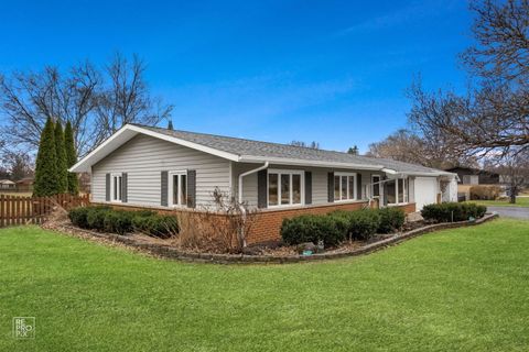 Tiny photo for 835 Bryn Mawr Avenue, Bartlett, IL 60103 (MLS # 12587841)