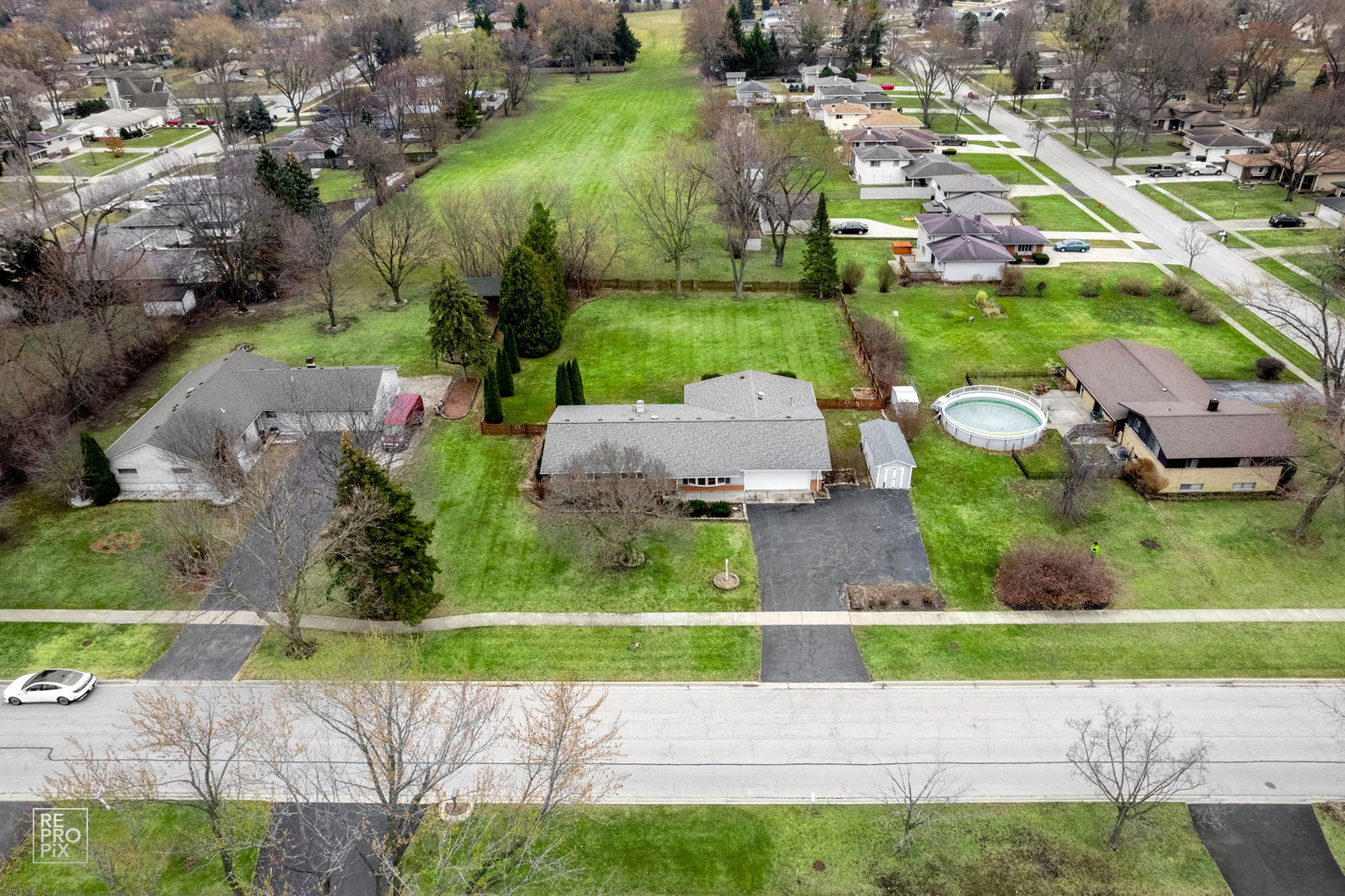 835 Bryn Mawr Avenue