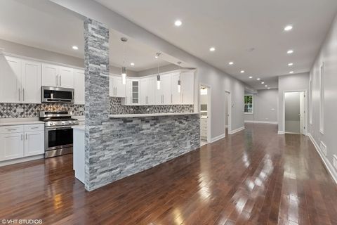 Tiny photo for 4631 S Evans Avenue, Chicago, IL 60653 (MLS # 12357378)