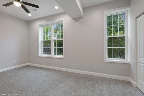 Tiny photo for 4631 S Evans Avenue, Chicago, IL 60653 (MLS # 12357378)