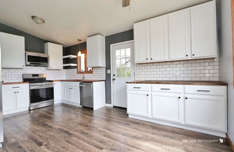 Tiny photo for 28903 W South Drive, Lakemoor, IL 60051 (MLS # 12622302)