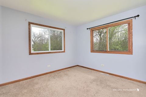 Tiny photo for 28903 W South Drive, Lakemoor, IL 60051 (MLS # 12622302)