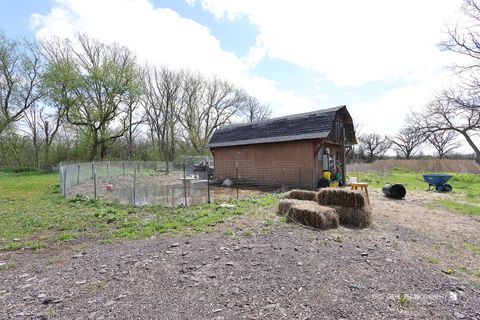 Tiny photo for 28903 W South Drive, Lakemoor, IL 60051 (MLS # 12622302)