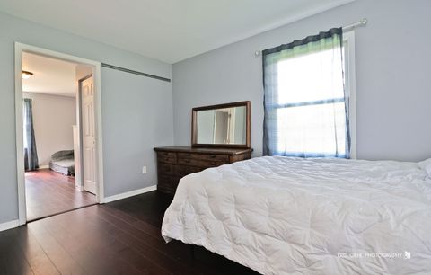 Tiny photo for 28903 W South Drive, Lakemoor, IL 60051 (MLS # 12622302)