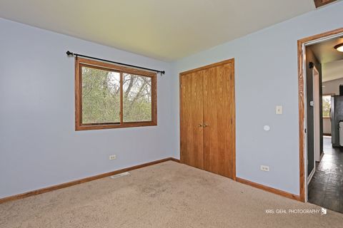 Tiny photo for 28903 W South Drive, Lakemoor, IL 60051 (MLS # 12622302)