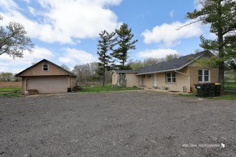 Tiny photo for 28903 W South Drive, Lakemoor, IL 60051 (MLS # 12622302)