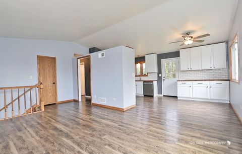 Tiny photo for 28903 W South Drive, Lakemoor, IL 60051 (MLS # 12622302)