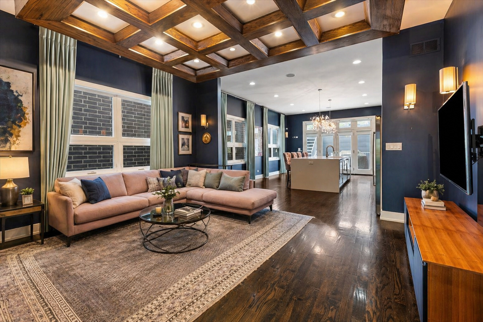 1758 N Rockwell Street