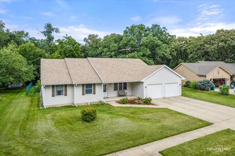 Tiny photo for 2019 Pauline Place, Plano, IL 60545 (MLS # 12627089)