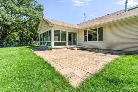 Tiny photo for 2019 Pauline Place, Plano, IL 60545 (MLS # 12627089)