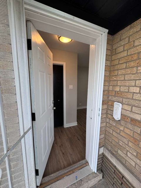 Tiny photo for 1021 W Vermont Avenue, Chicago, IL 60827 (MLS # 12563232)