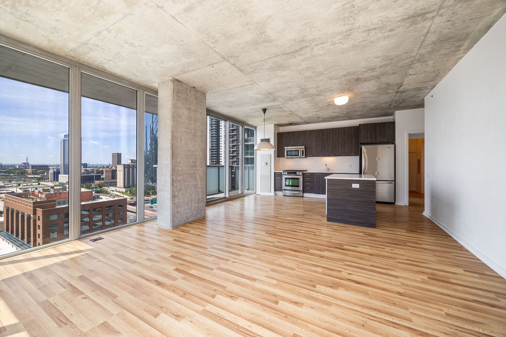 659 W Randolph Street 1620