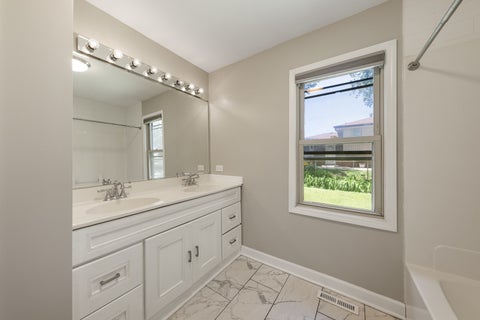 Tiny photo for 5140 156th Street, Oak Forest, IL 60452 (MLS # 12675413)