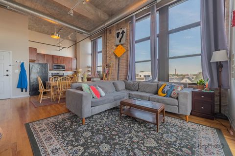 Tiny photo for 1820 N Spaulding Avenue #410, Chicago, IL 60647 (MLS # 12626587)