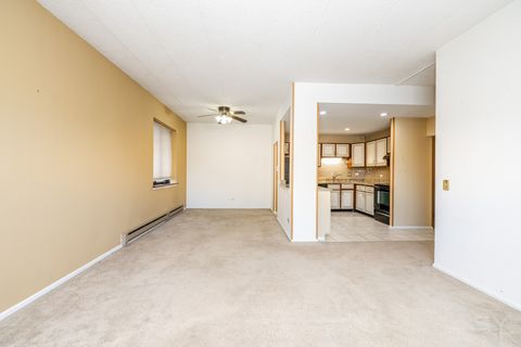 Tiny photo for 9737 N Fox Glen Drive #1N, Niles, IL 60714 (MLS # 12716157)