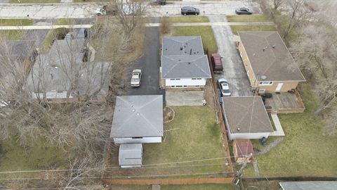 Tiny photo for 7705 W 80th Place, Bridgeview, IL 60455 (MLS # 12589160)