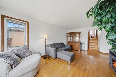 Tiny photo for 7705 W 80th Place, Bridgeview, IL 60455 (MLS # 12589160)