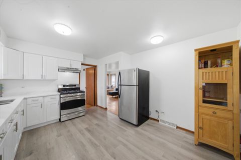 Tiny photo for 7705 W 80th Place, Bridgeview, IL 60455 (MLS # 12589160)